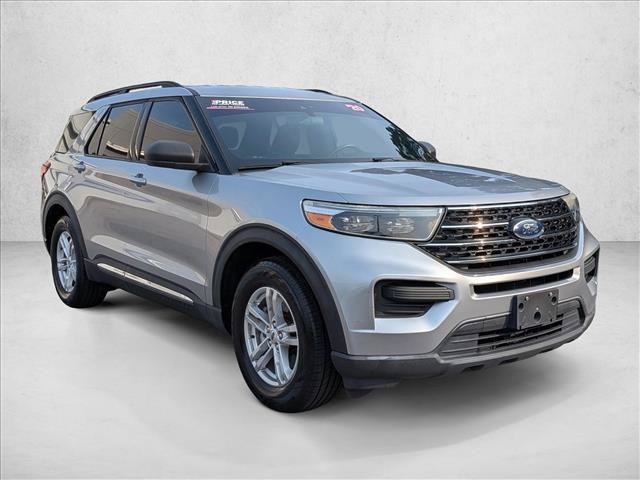 Certified 2020 Ford Explorer XLT RWD image 3