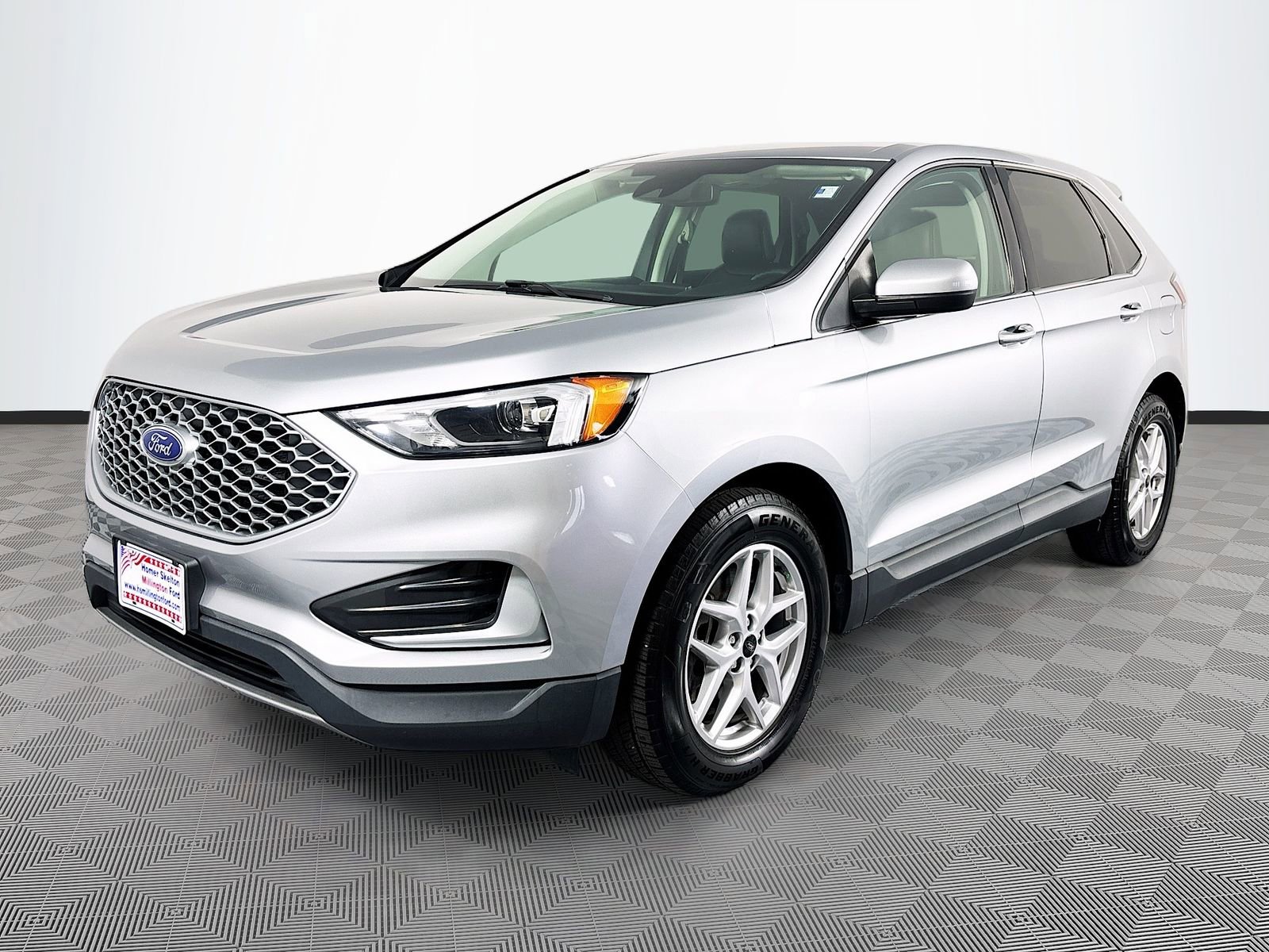 Certified 2023 Ford Edge SEL AWD/4WD image 3
