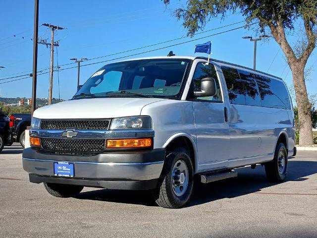 Used 2019 Chevrolet Express 3500 LT w/ LT Preferred Equipment Group RWD image 7