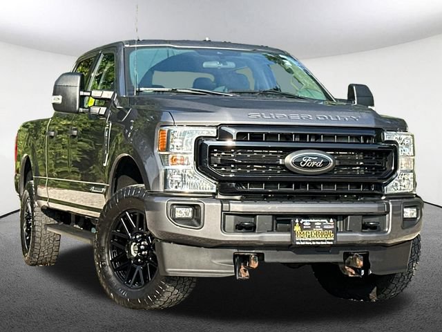 Certified 2022 Ford F350 XLT w/ Black Appearance Package AWD/4WD image 2