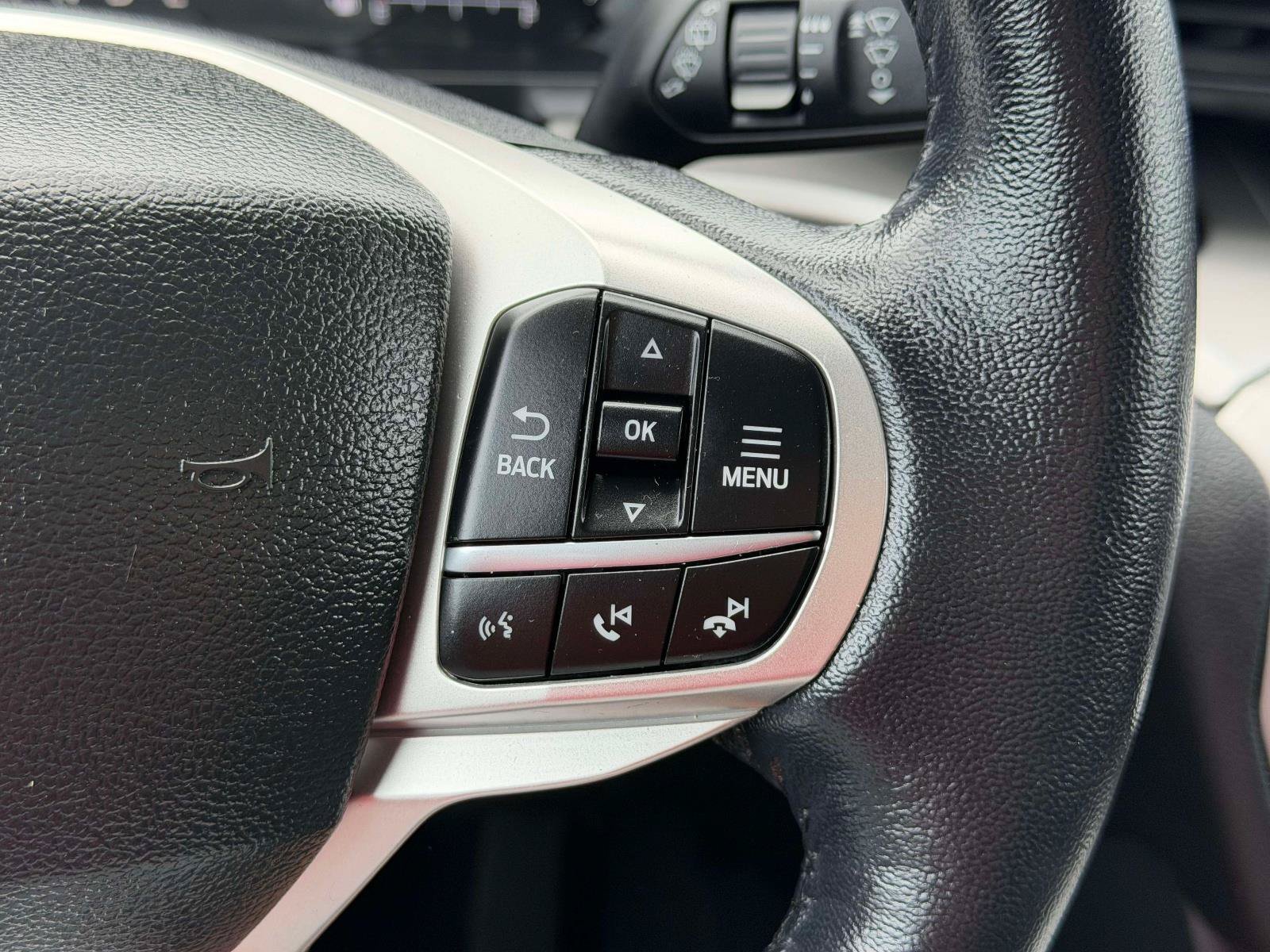 Certified 2023 Ford Explorer XLT AWD/4WD image 25