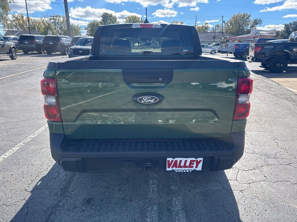 Certified 2025 Ford Maverick XLT w/ XLT Luxury Package AWD/4WD image 5