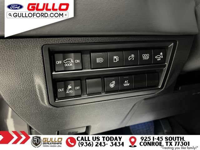 Used 2024 Toyota Sequoia Platinum AWD/4WD image 22