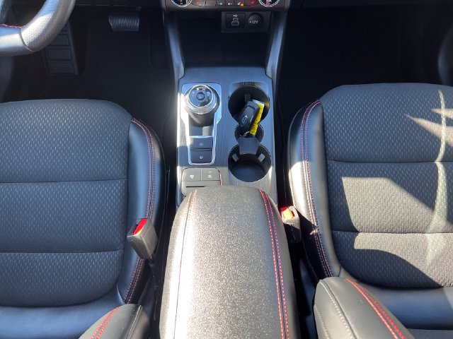 Certified 2025 Ford Escape ST-Line Select AWD/4WD image 23