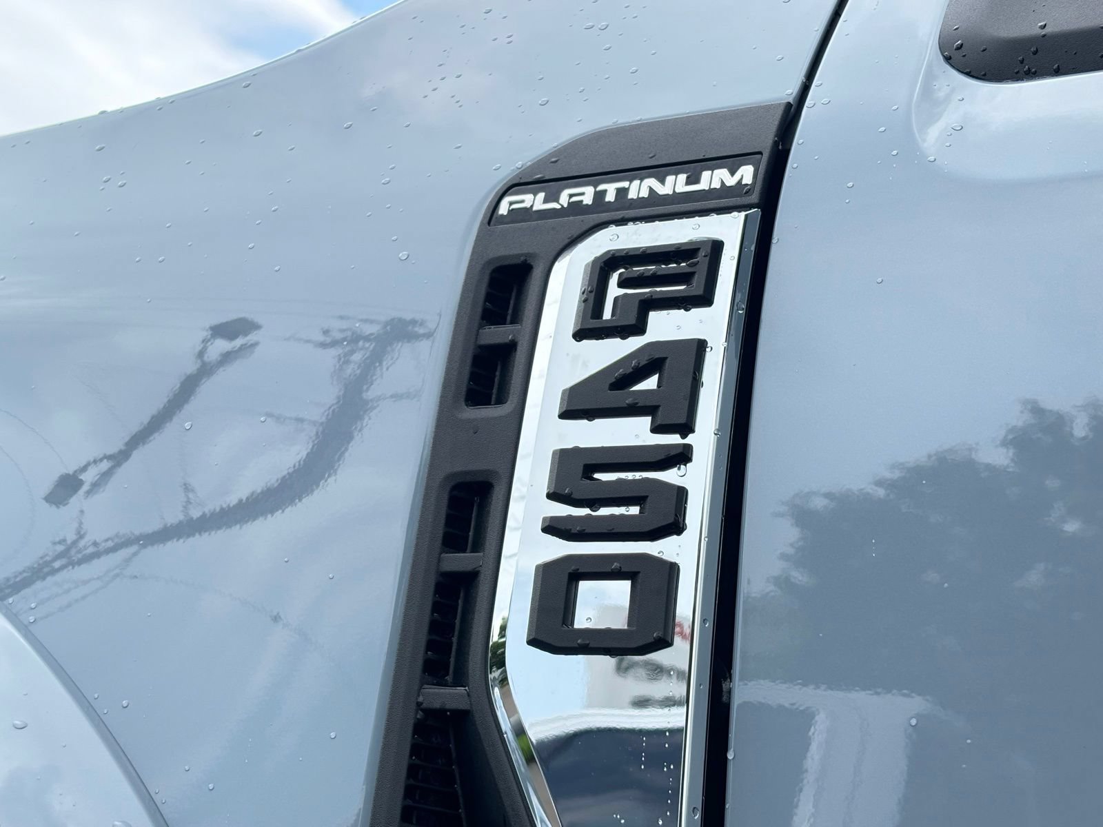 Certified 2024 Ford F450 Platinum AWD/4WD image 12