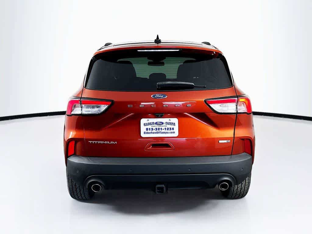 Certified 2020 Ford Escape Titanium AWD/4WD image 5