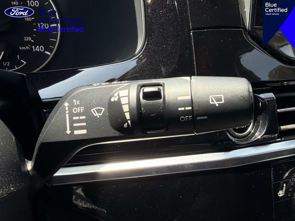 Used 2024 Nissan Pathfinder SV FWD image 32
