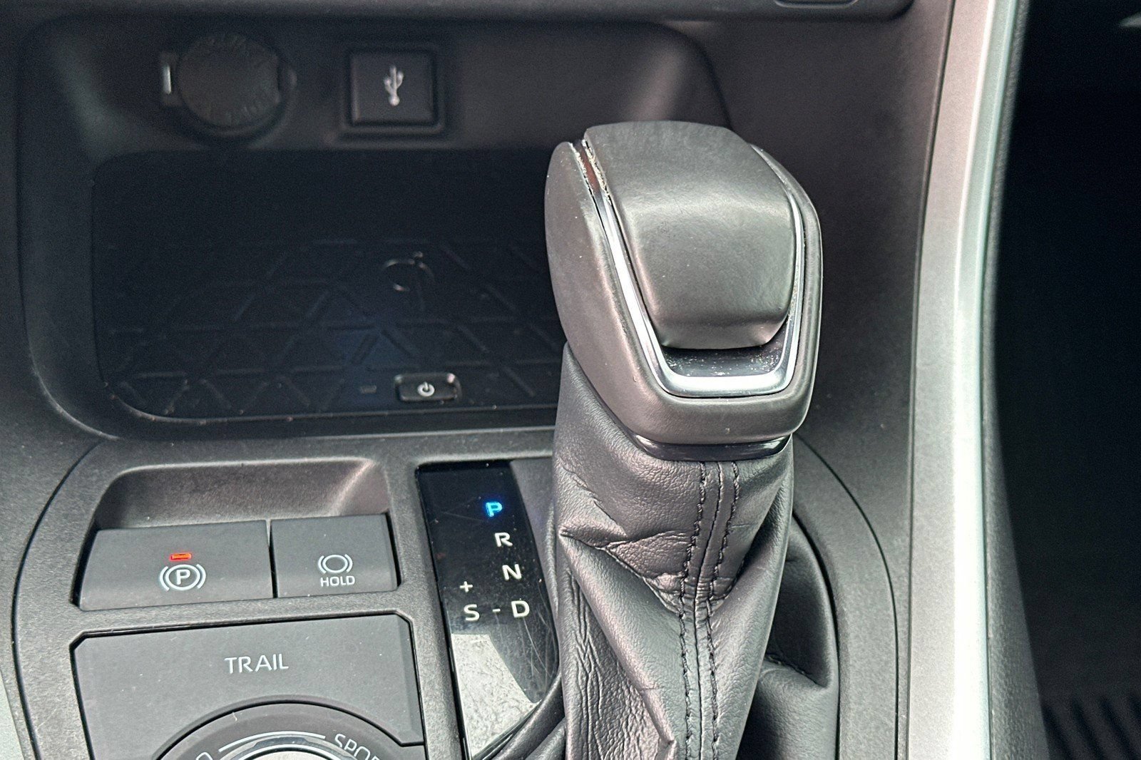 Used 2021 Toyota RAV4 XSE AWD/4WD image 24