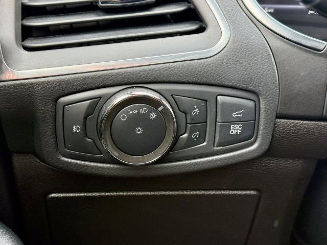 Certified 2020 Ford Edge ST w/ Cold Weather Package image 27