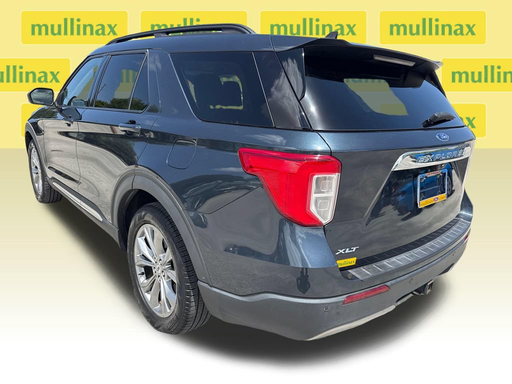 Certified 2023 Ford Explorer XLT w/ Equipment Group 202A RWD image 9