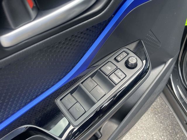 Used 2022 Toyota C-HR XLE FWD image 18