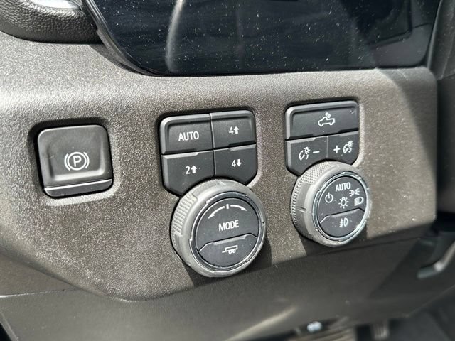 Used 2024 Chevrolet Silverado 1500 RST w/ Convenience Package II AWD/4WD image 18