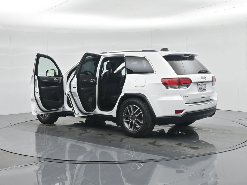 Used 2022 Jeep Grand Cherokee Limited w/ Tech Group image 37