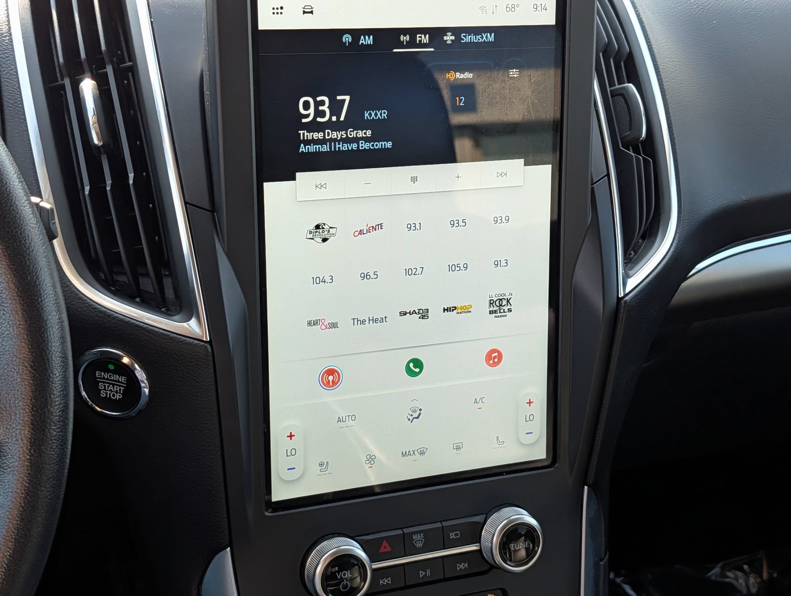 Certified 2023 Ford Edge Titanium AWD/4WD image 24