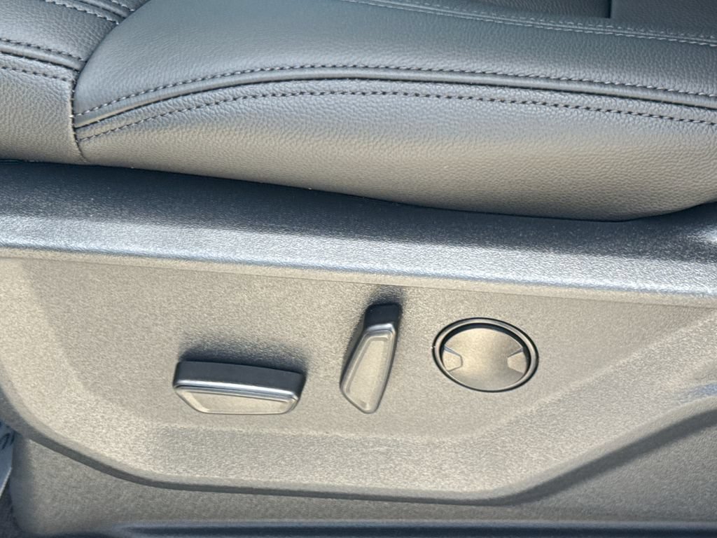 Certified 2025 Ford Expedition Max Active RWD image 28