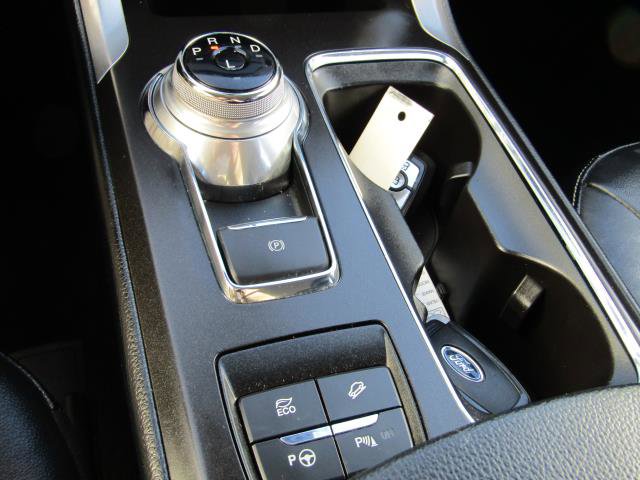 Certified 2018 Ford Fusion SE w/ Equipment Group 602A image 20