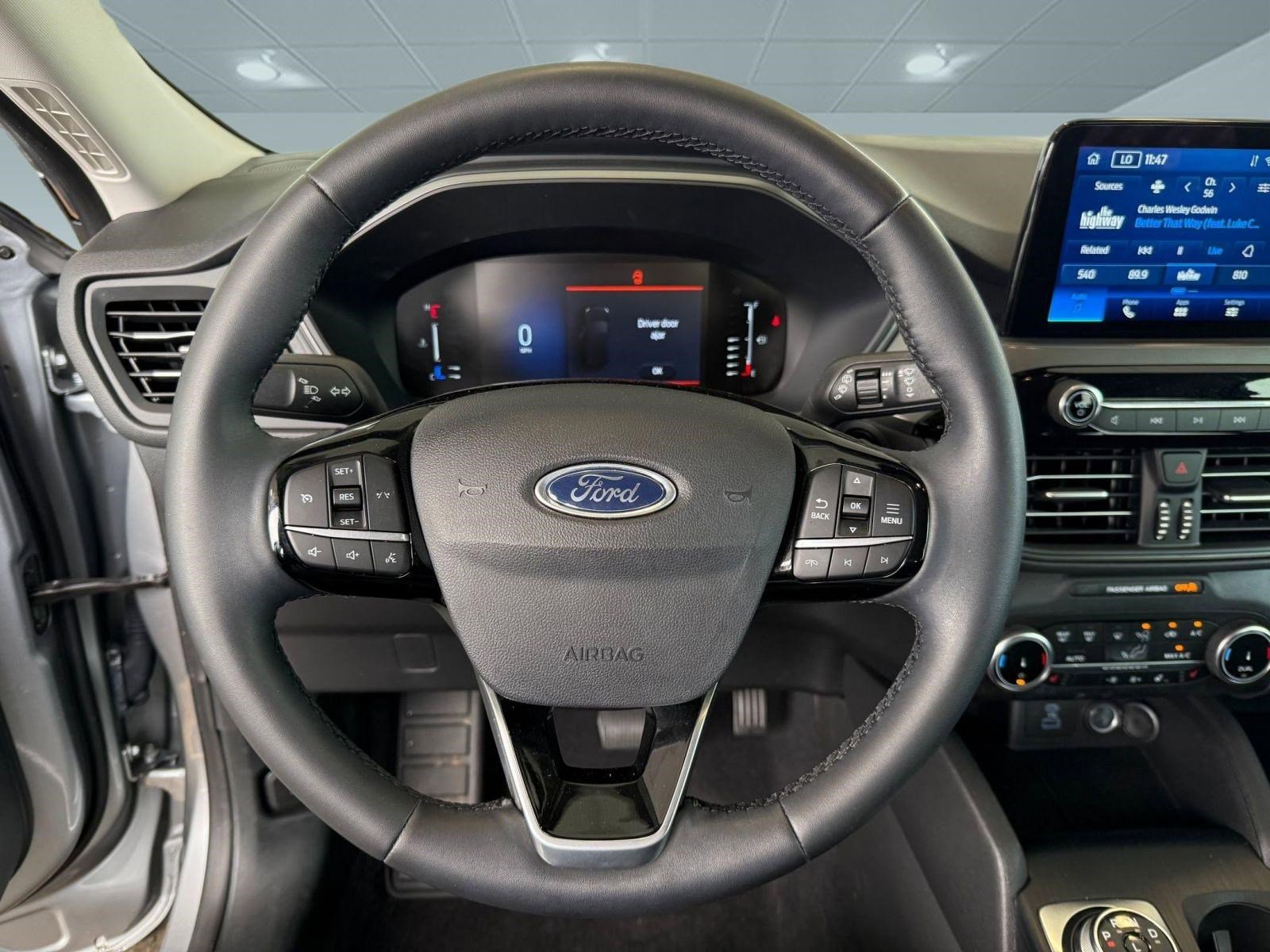 Certified 2023 Ford Escape Active w/ Cold Weather Package FWD image 17