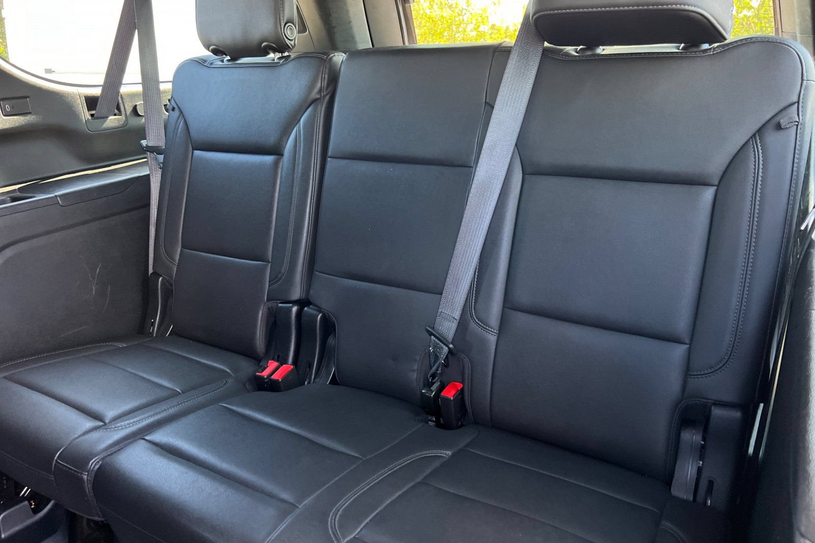 Used 2024 Chevrolet Suburban LT AWD/4WD image 17