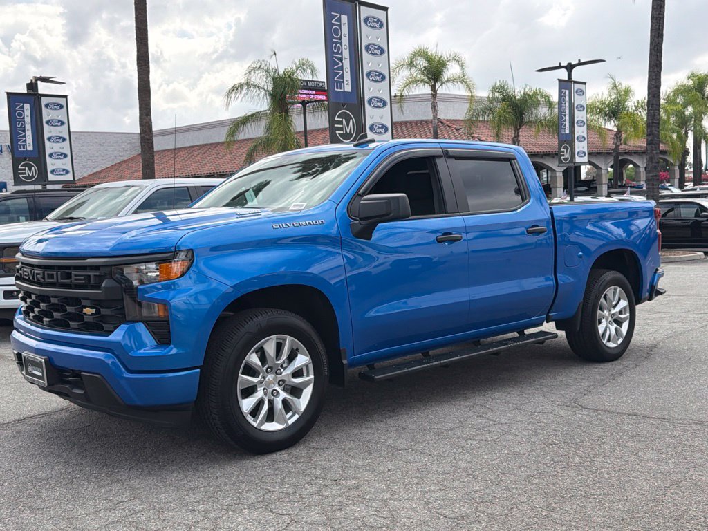 Used 2025 Chevrolet Silverado 1500 Custom RWD image 6
