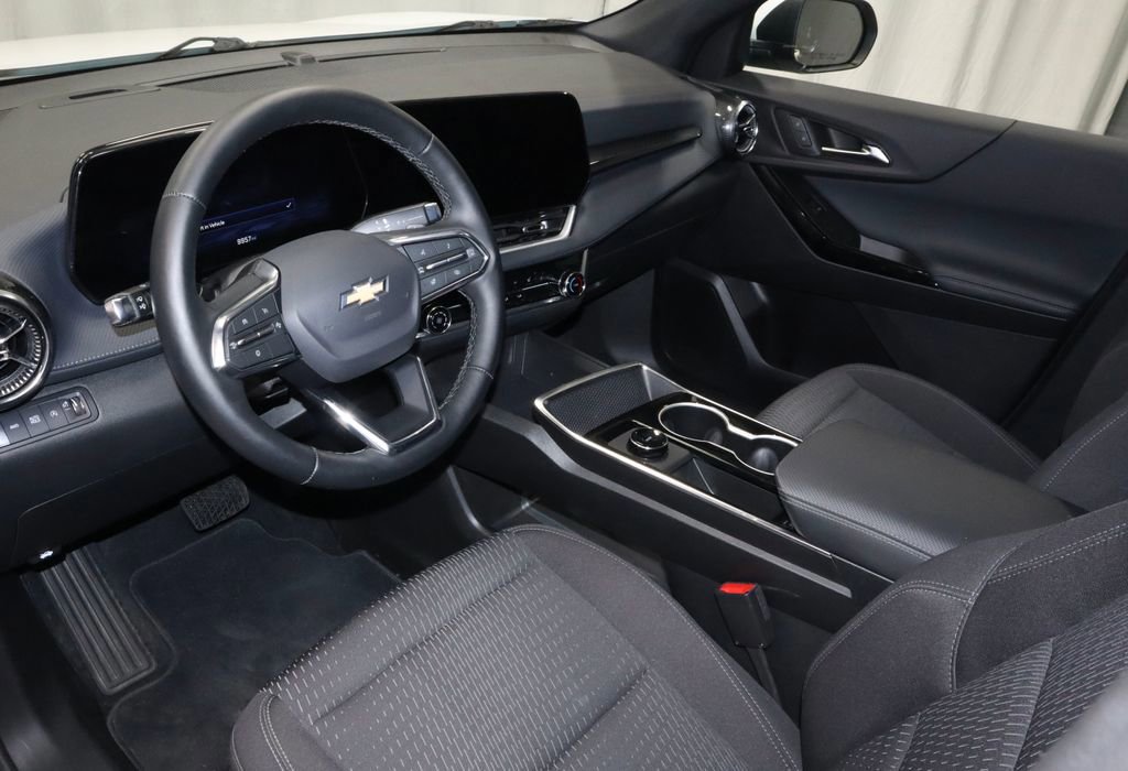 Used 2026 Chevrolet Equinox LT image 26