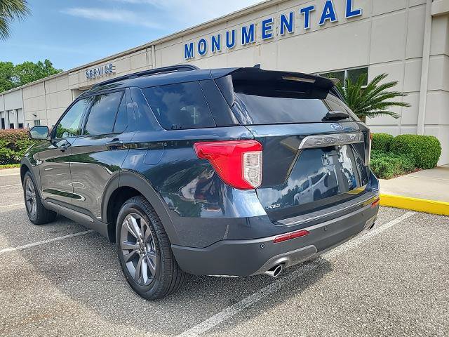 Certified 2024 Ford Explorer XLT w/ Equipment Group 202A image 2