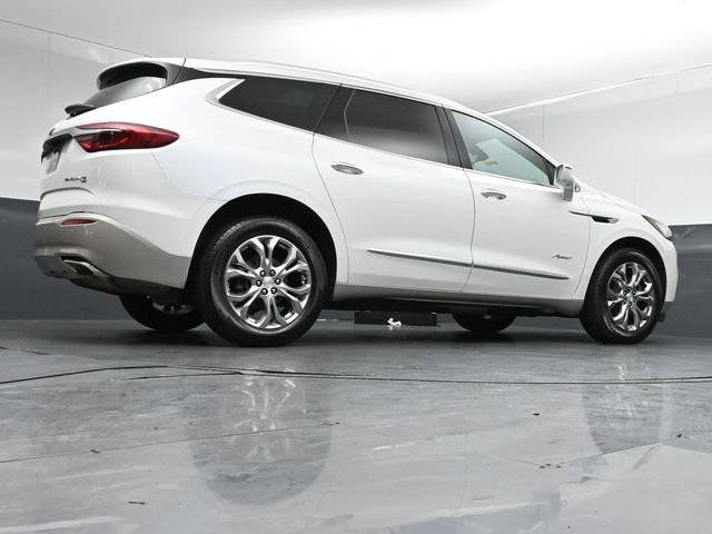 Used 2019 Buick Enclave Avenir w/ Avenir Technology Package AWD/4WD image 43