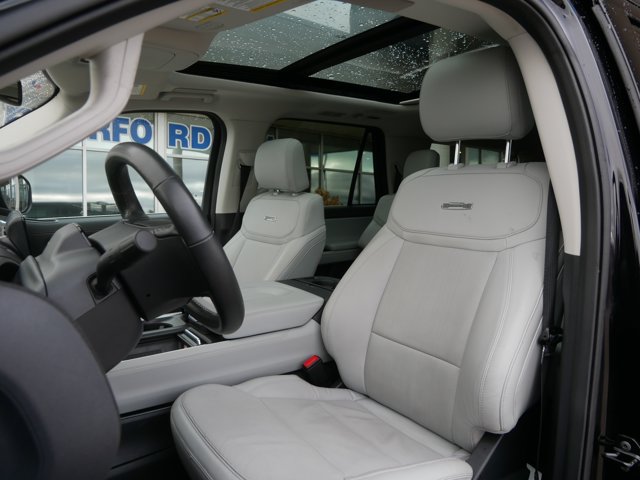 Certified 2025 Ford Expedition Max Platinum w/ Driver's Package AWD/4WD image 12