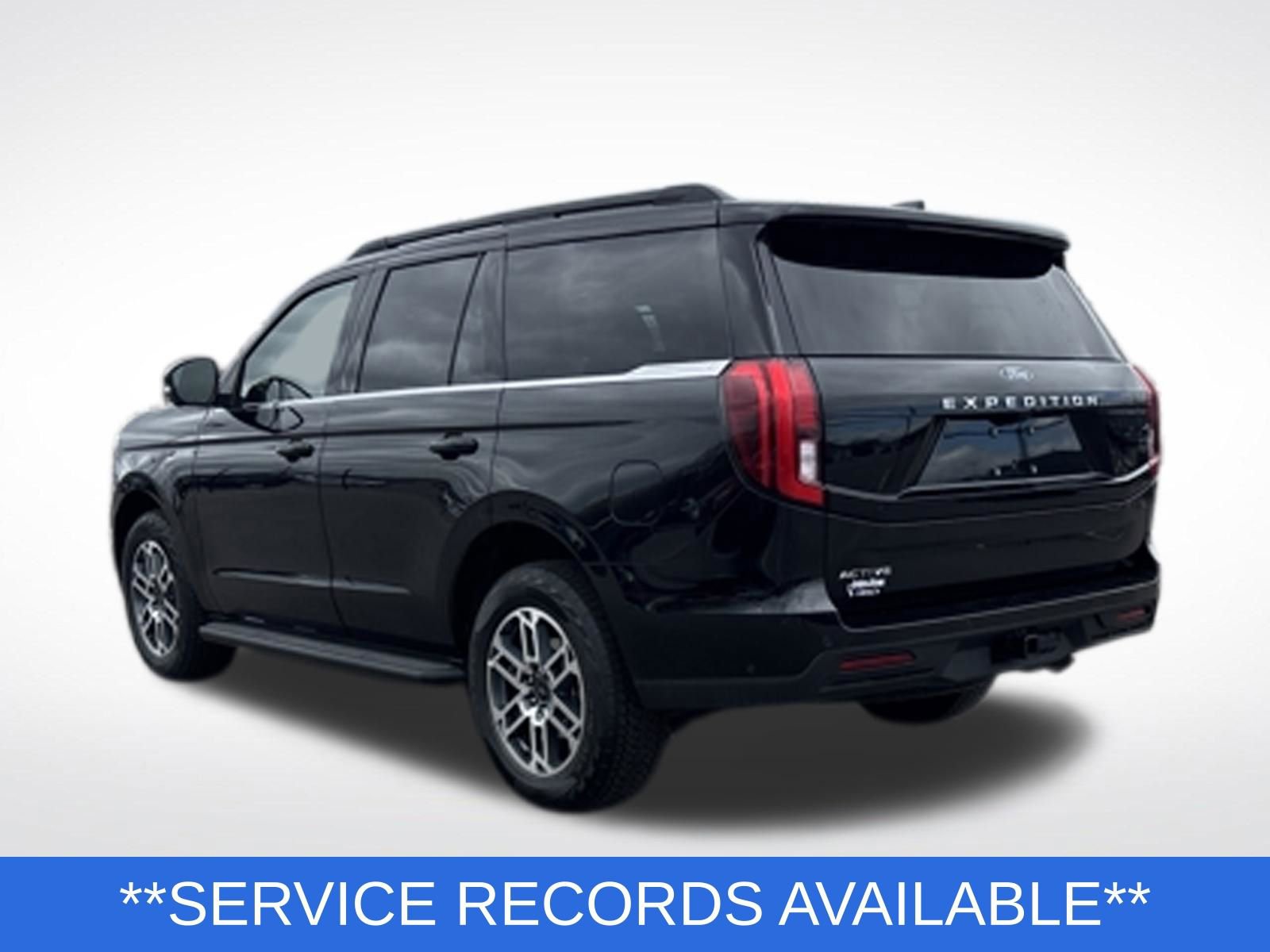 Certified 2025 Ford Expedition Active AWD/4WD image 4