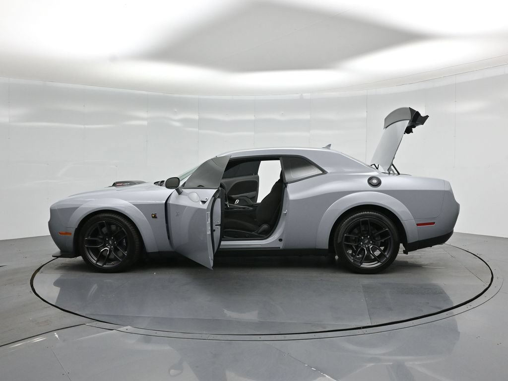 Used 2021 Dodge Challenger R/T Scat Pack RWD image 34