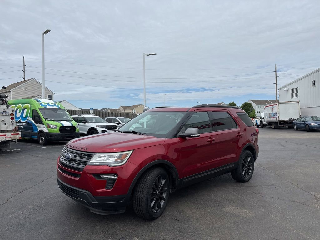 Certified 2019 Ford Explorer XLT w/ Equipment Group 202A AWD/4WD image 48