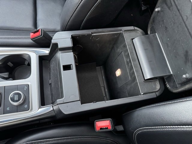 Certified 2020 Ford Explorer XLT w/ Equipment Group 202A image 23