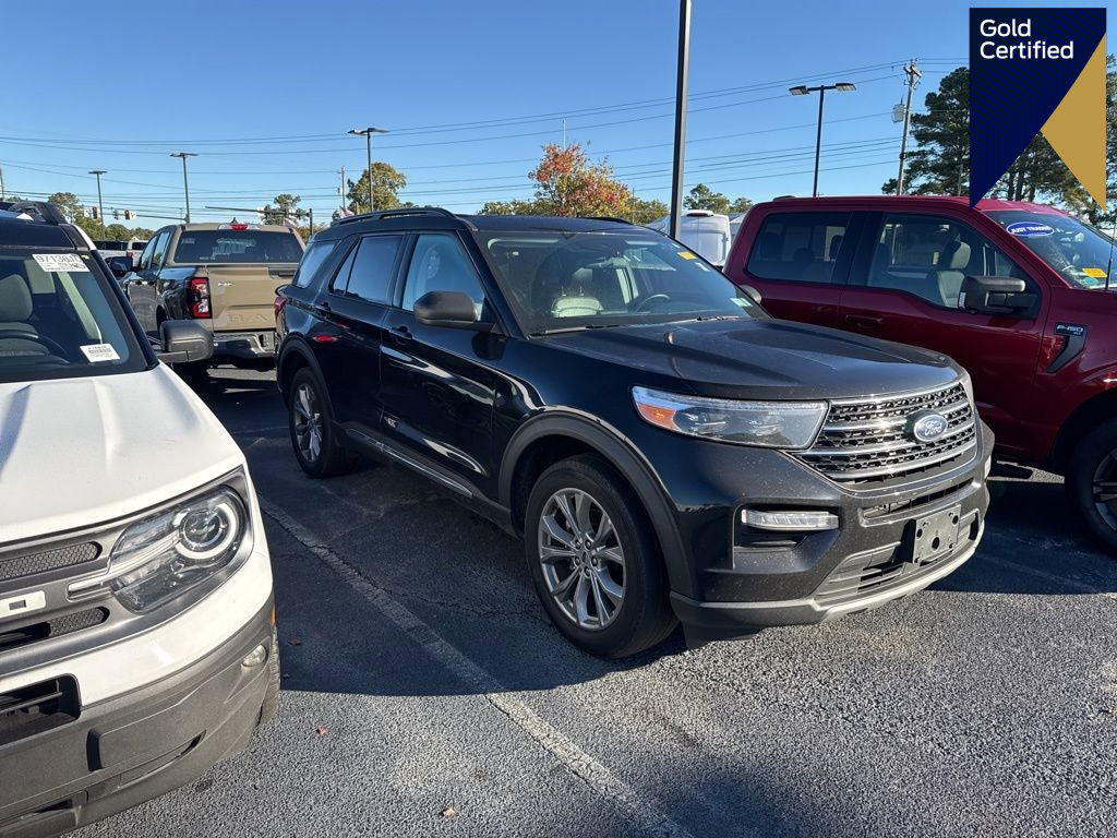 Certified 2022 Ford Explorer XLT w/ Equipment Group 202A