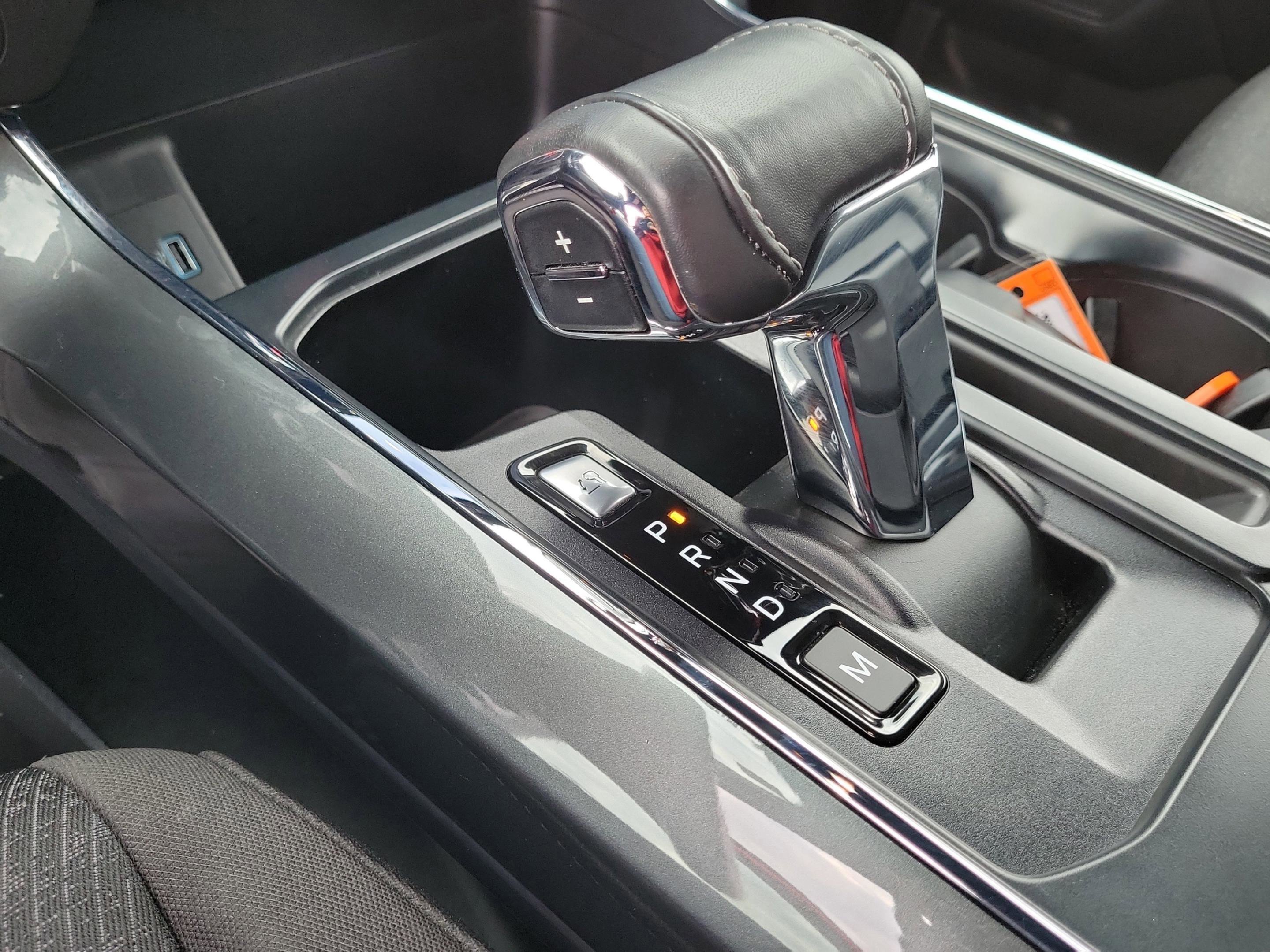 Certified 2022 Ford F150 XLT w/ Equipment Group 302A High image 34