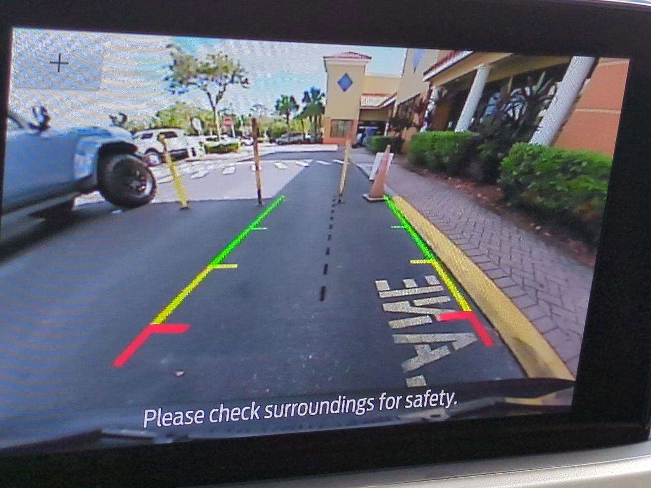 Certified 2022 Ford Escape SE image 20