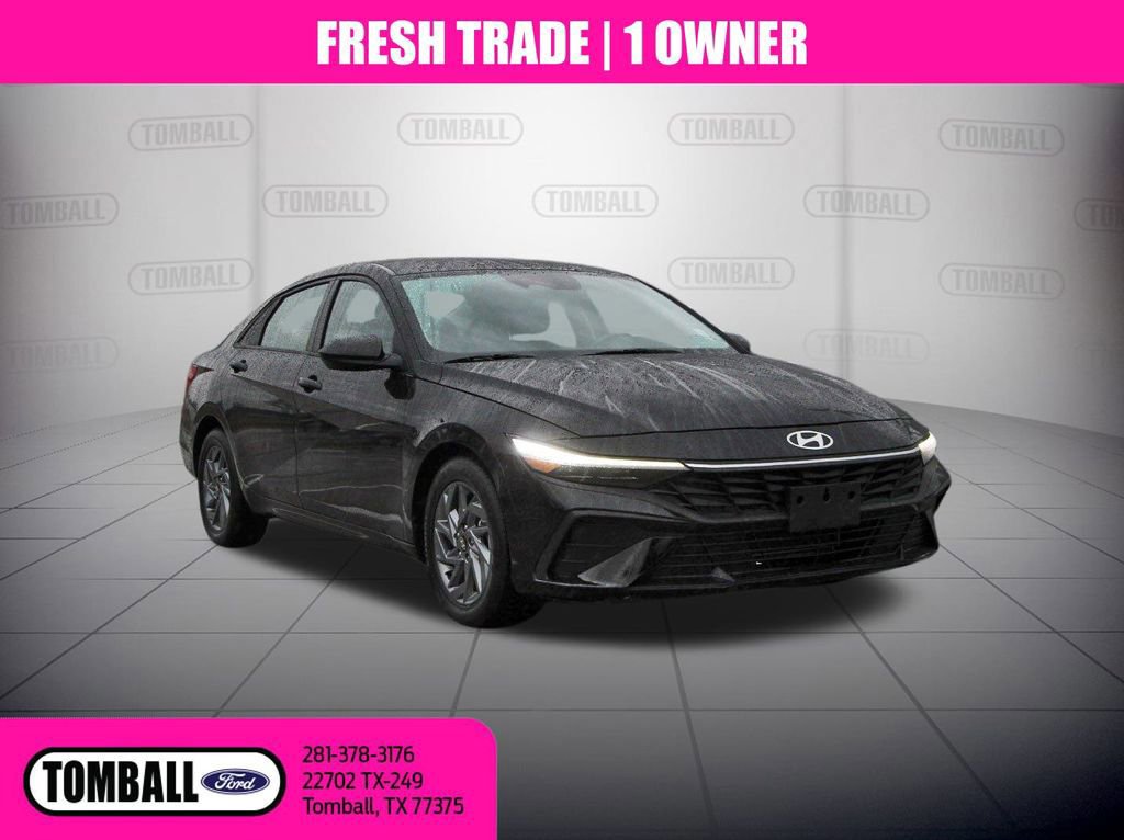 Used 2024 Hyundai Elantra SEL image 7