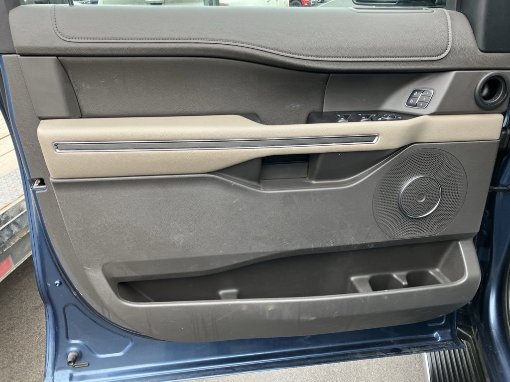 Certified 2020 Ford Expedition XLT w/ Equipment Group 202A image 13