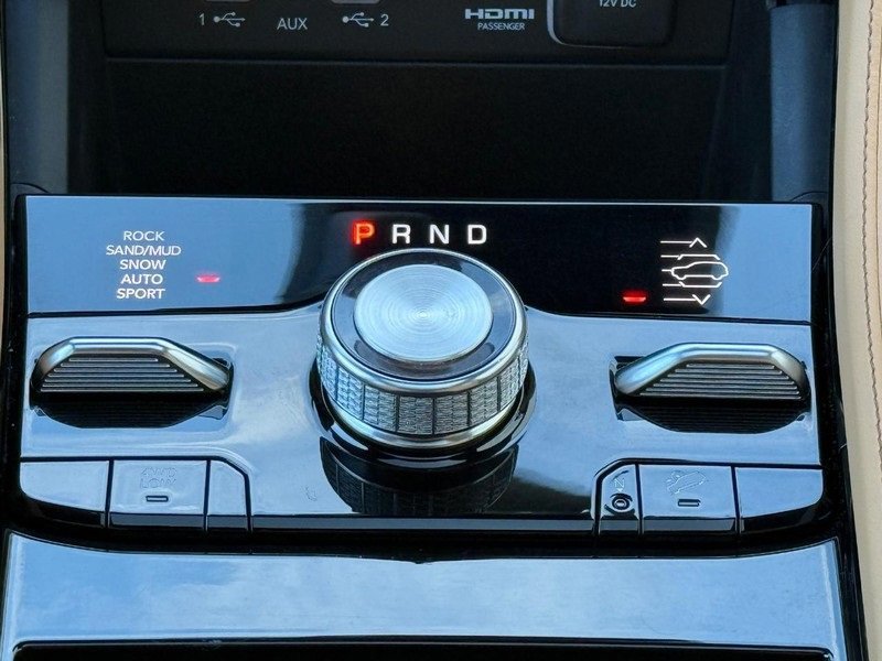 Used 2023 Jeep Grand Cherokee L Summit image 11