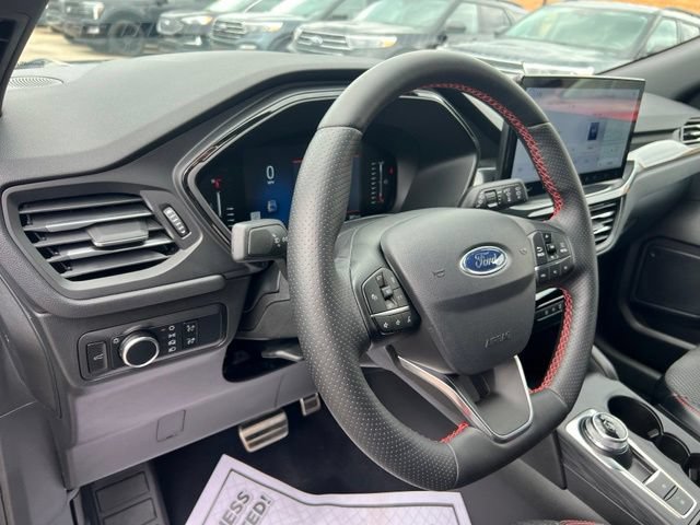 Certified 2024 Ford Escape ST-Line w/ Tech Pack #1 AWD/4WD image 7