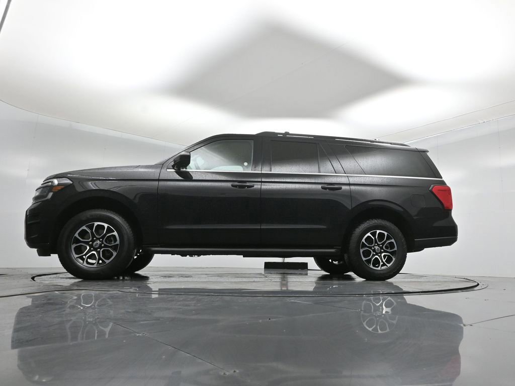 Certified 2024 Ford Expedition Max XLT image 22