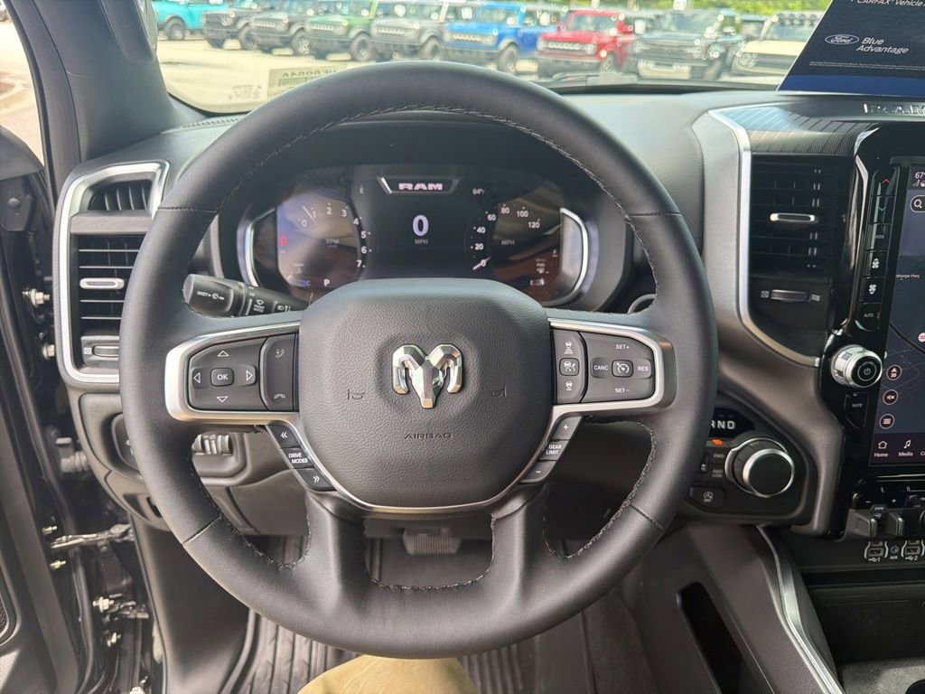 Used 2025 RAM 1500 Big Horn AWD/4WD image 21