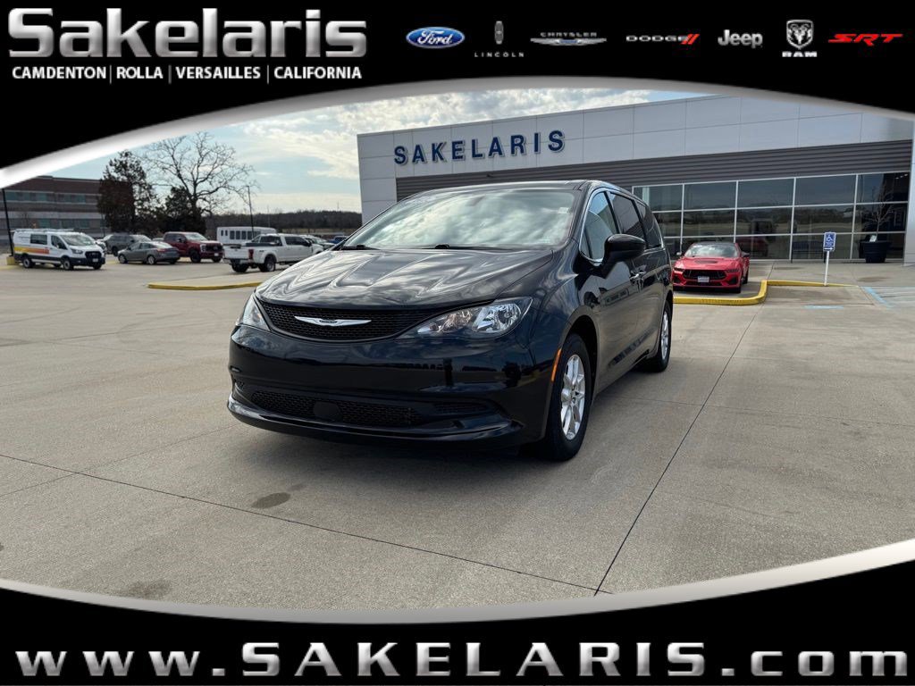 Used 2022 Chrysler Voyager LX