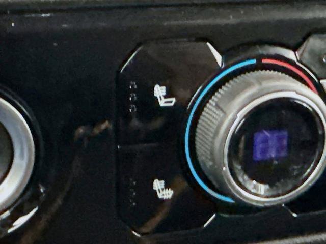 Used 2022 Chevrolet Silverado 1500 LT image 21