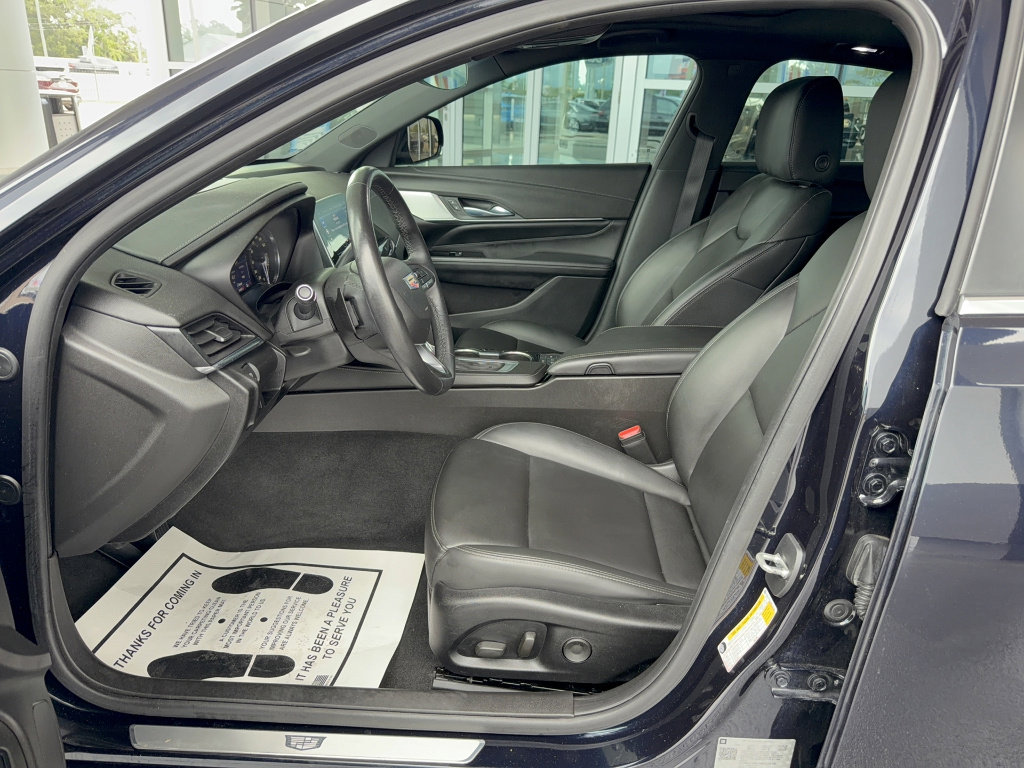 Used 2021 Cadillac CT4 Luxury w/ Sun And Sound Package RWD image 12