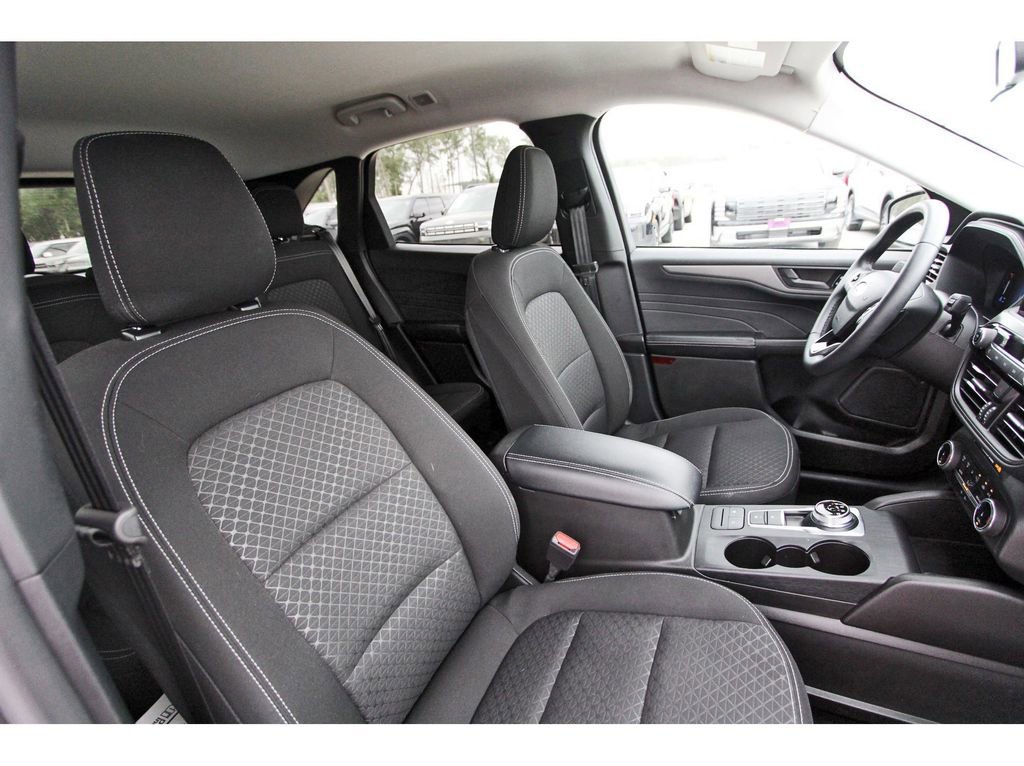 Certified 2024 Ford Escape Active FWD image 30