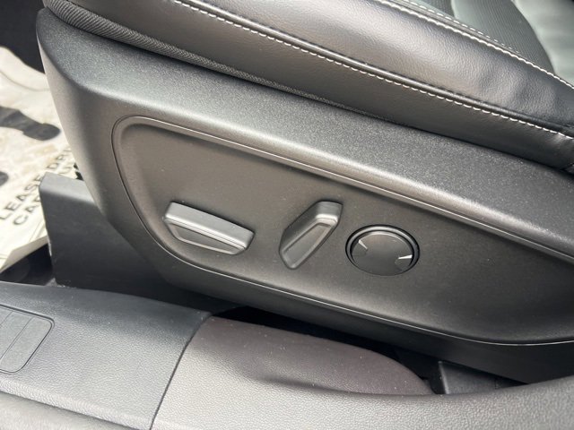 Certified 2023 Ford Escape Platinum image 19