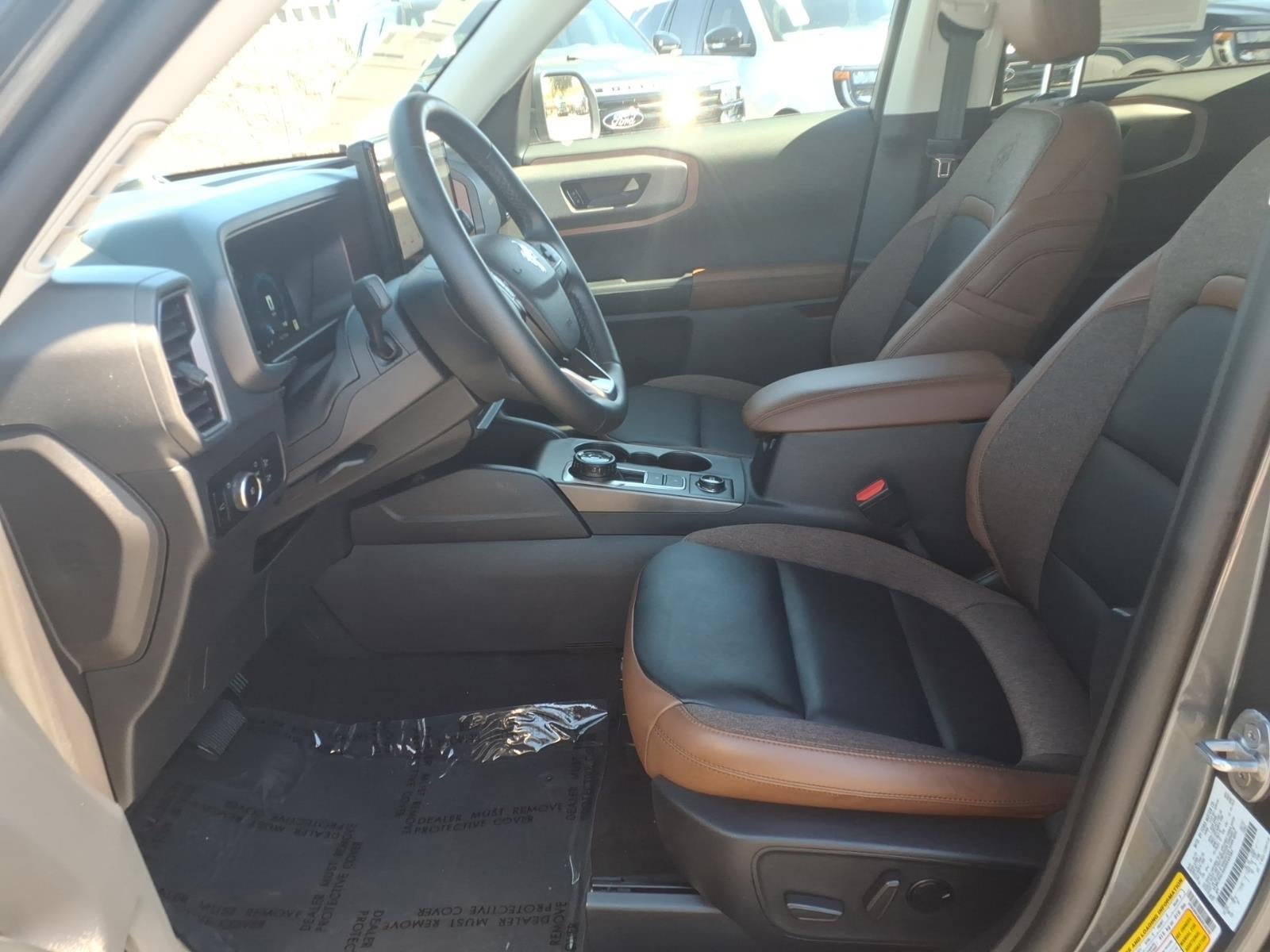 Certified 2025 Ford Bronco Sport Outer Banks w/ Outer Banks Tech Package+ AWD/4WD image 23