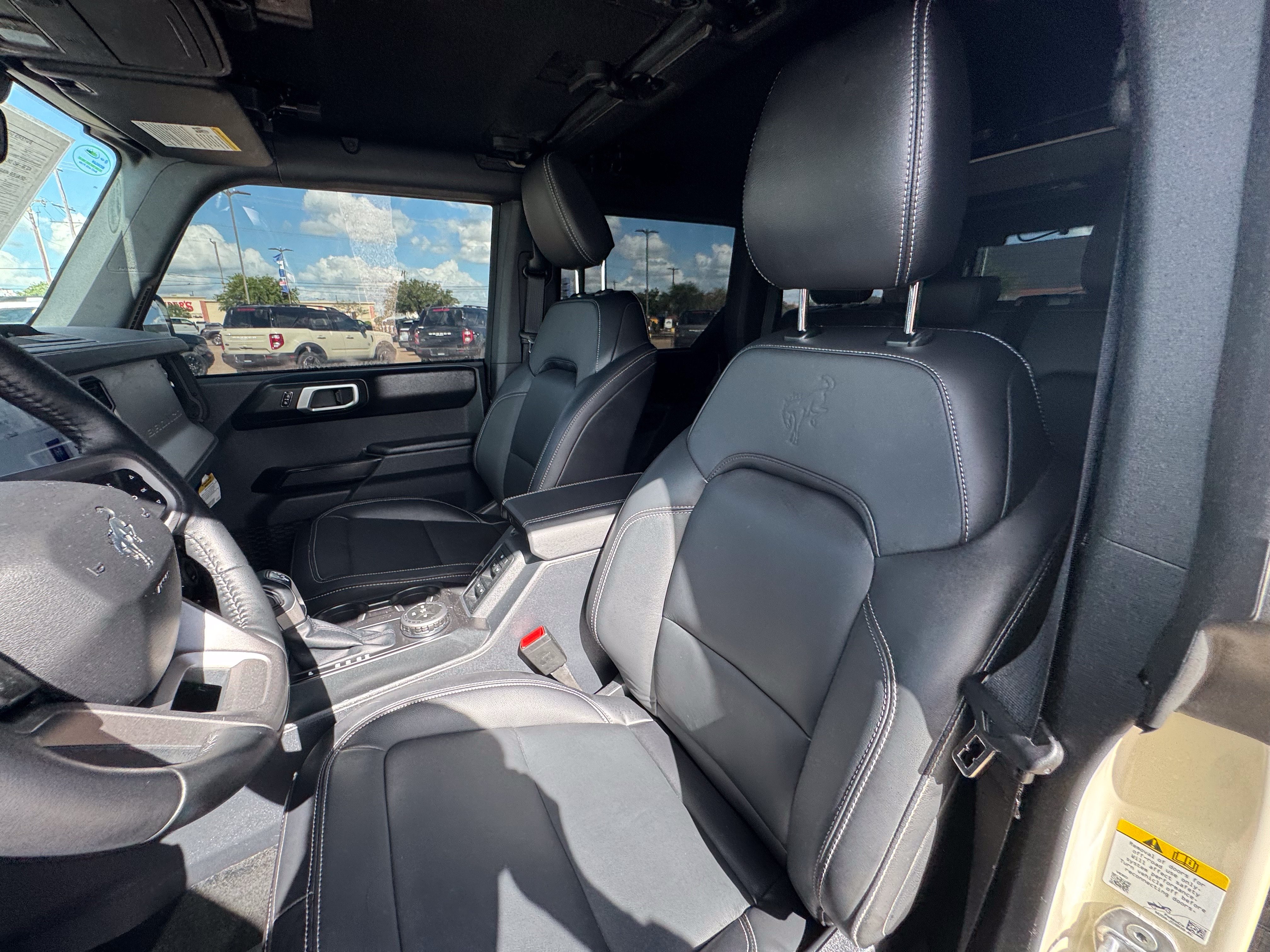 Certified 2025 Ford Bronco Outer Banks AWD/4WD image 22