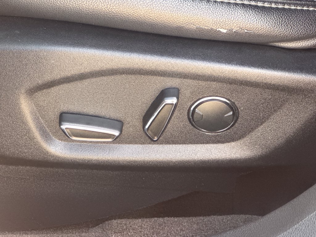 Certified 2018 Ford Explorer Limited FWD image 24