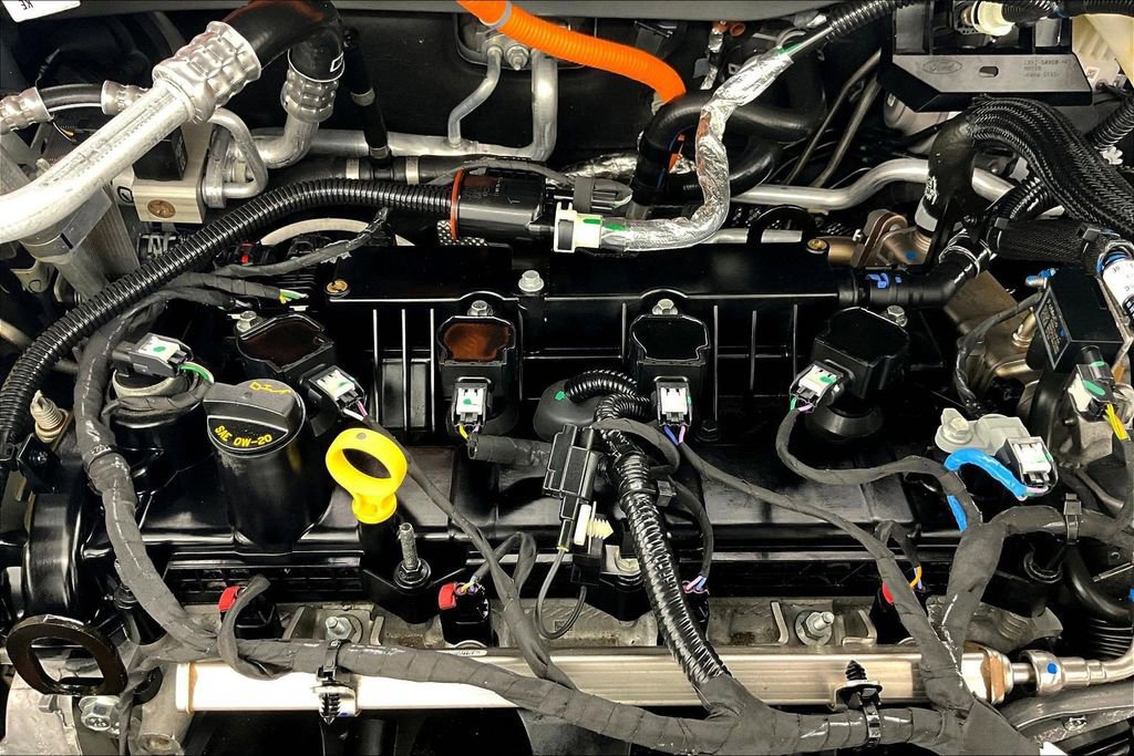 Certified 2025 Ford Escape SE image 34