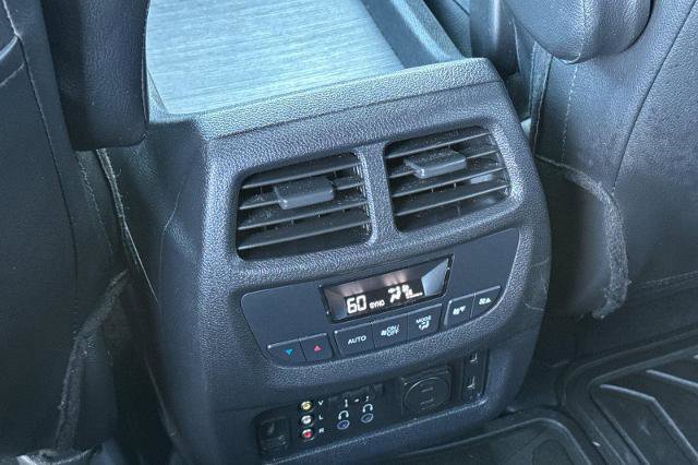 Used 2018 Honda Pilot Touring image 35